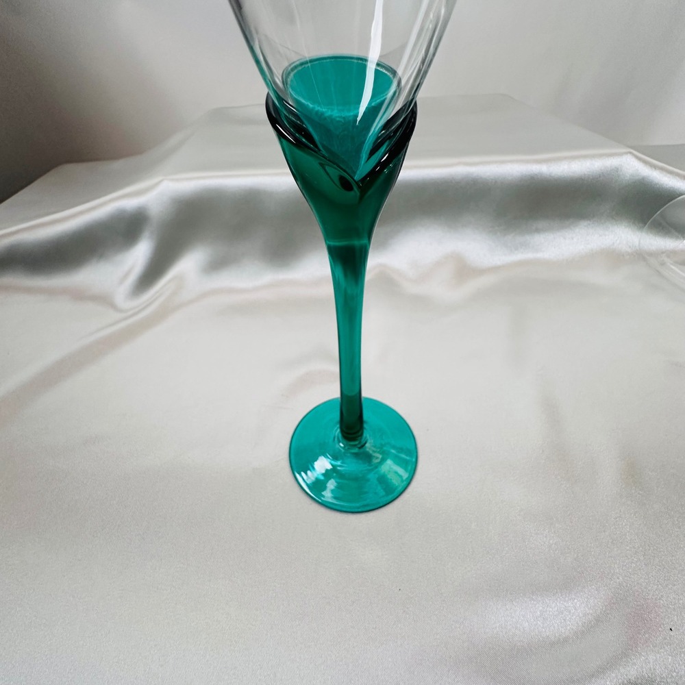 Libbey Domaine Juniper Green Champagne Flutes Set of 4 Green Stem 9.75 inch - Picture 9 of 16